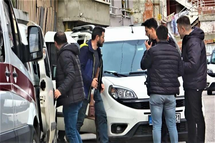 Samsun'da bir vatandaş pompalı tüfekle kendini eve kilitledi