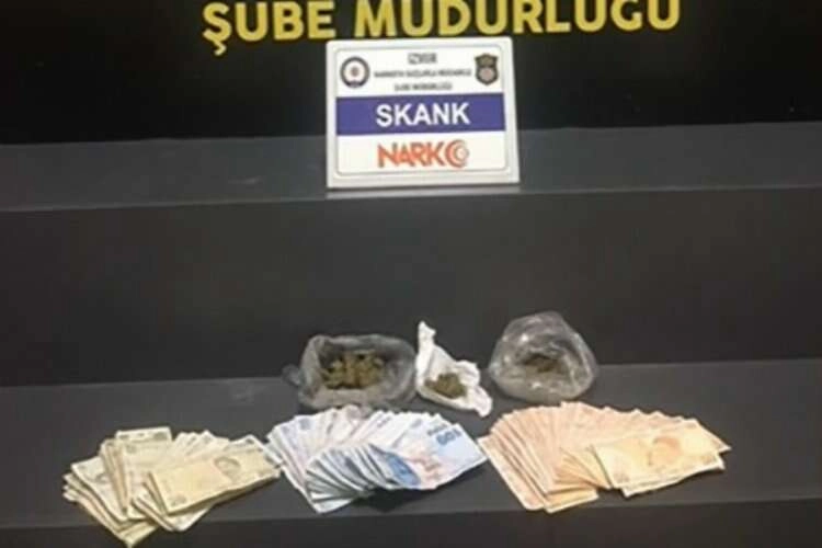 İzmir'de 70 ayrı uyuşturucu operasyonu haberinin görseli