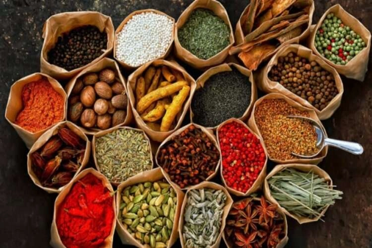 Kalp sağlığına iyi gelen 5 baharat haberinin görseli