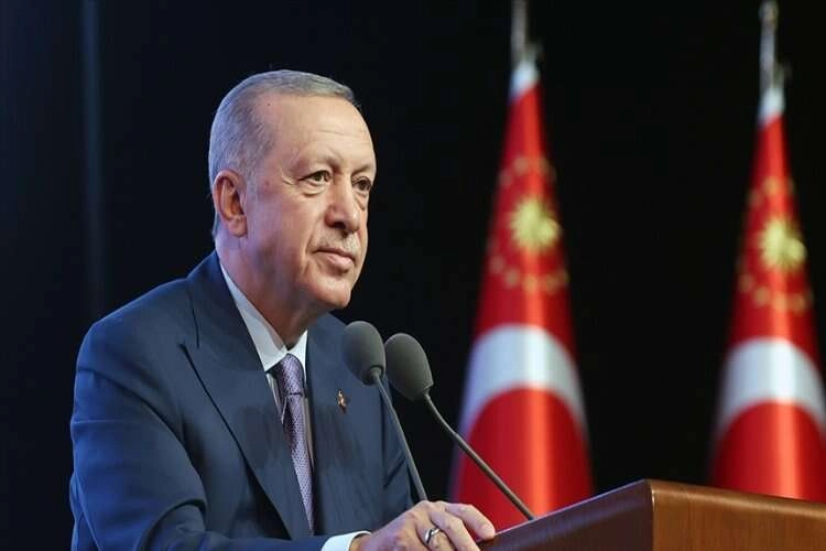 Cumhurbaşkanı Erdoğan 14.00'te seçim kararını açıklayacak haberinin görseli