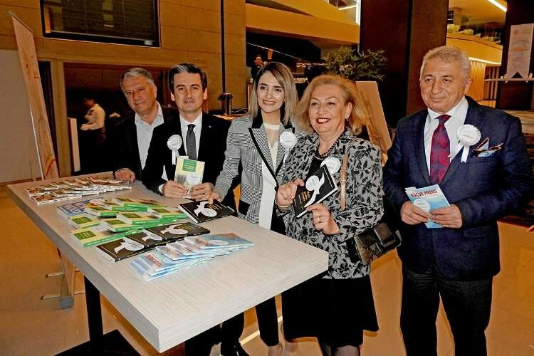 Hayatın Anlamı Kitap