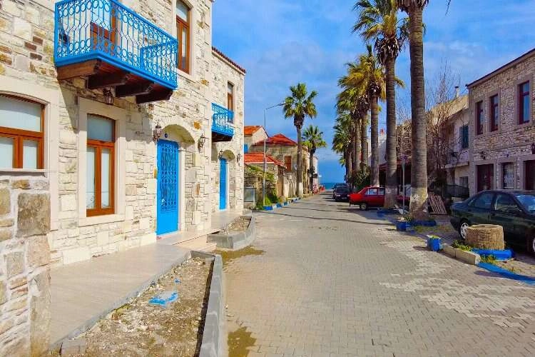 İzmir'de konut satış ve kira fiyatları yükseldi haberinin görseli