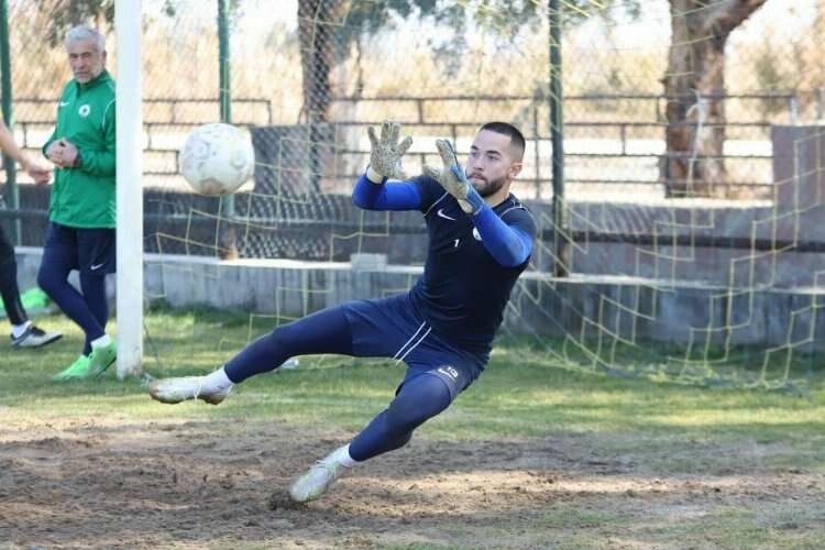 Bora Göymen, performansıyla dikkat çekiyor haberinin görseli