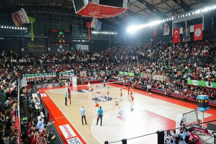Karşıyaka’nın serisini Göztepe bitirdi haberinin görseli