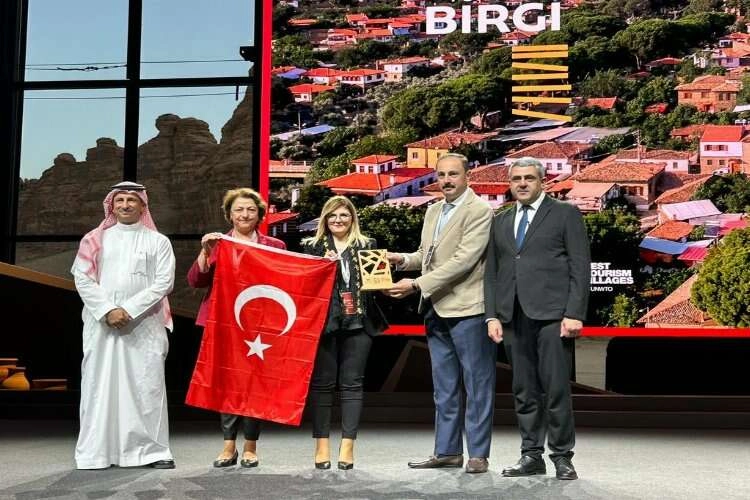 Dünyanın en iyi turizm köyü Birgi'ye ödül haberinin görseli