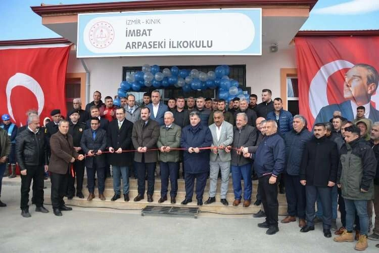 Arpaseki Köyü'ne çocukları sevindiren hediye