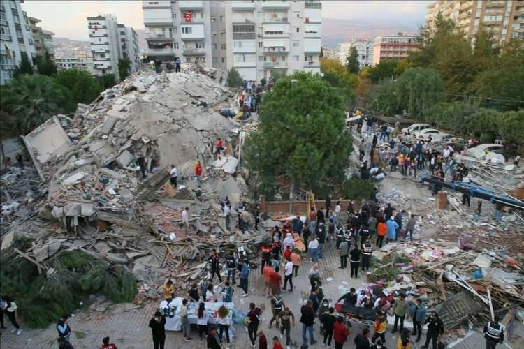 Bayraklı'da test yapılan 33 bin binadan yüzde 70'i depreme dayanıksız haberinin görseli