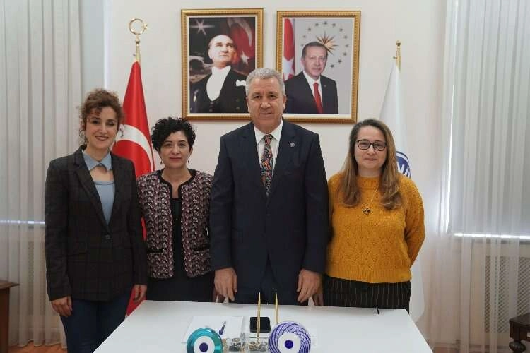 Egeli bilim ekibinden grip aşısına yönelik proje haberinin görseli