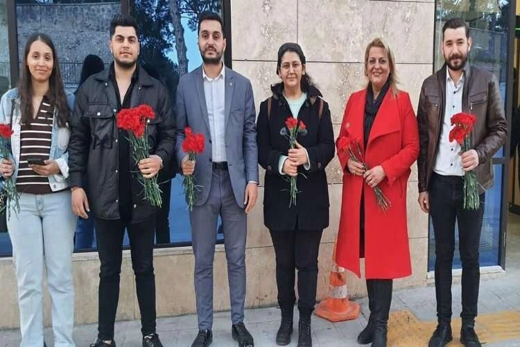 Buca’da sağlık çalışanları unutulmadı haberinin görseli