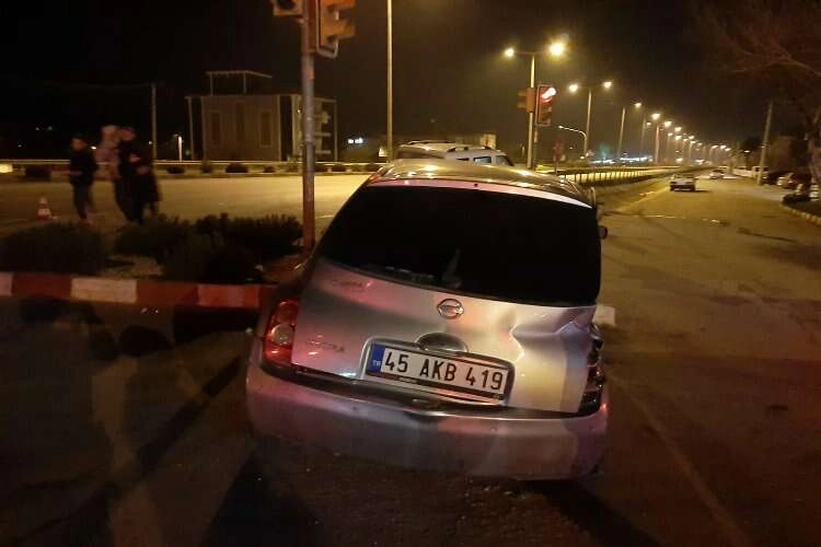 Manisa'da kaza yapan genç kız kurtarılamadı haberinin görseli