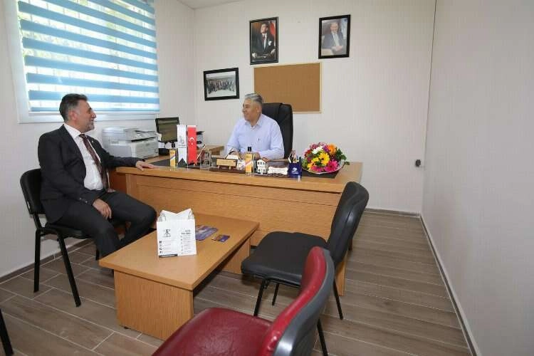 Bayraklı’da muhtarlık binaları yenileniyor! haberinin görseli