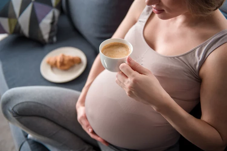 Hamile kadınlar kahve içebilir mi? haberinin görseli