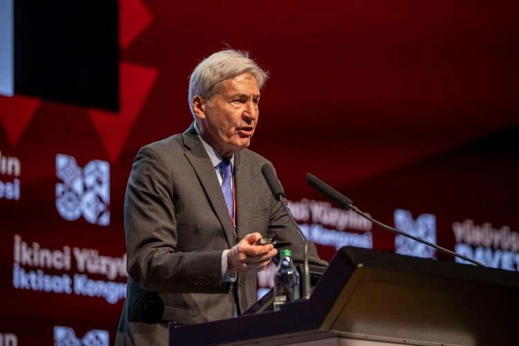 Pamuk: Şeffaflığa ve hukuka ihtiyaç var haberinin görseli