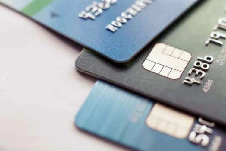 Müşteri kredi kartını kullanan kurye tutuklandı haberinin görseli