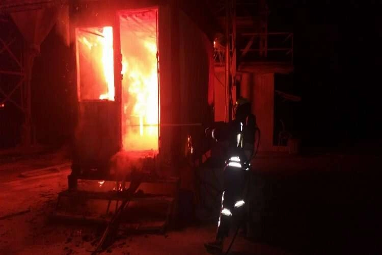 Muğla'da beton deposunda yangın çıktı haberinin görseli