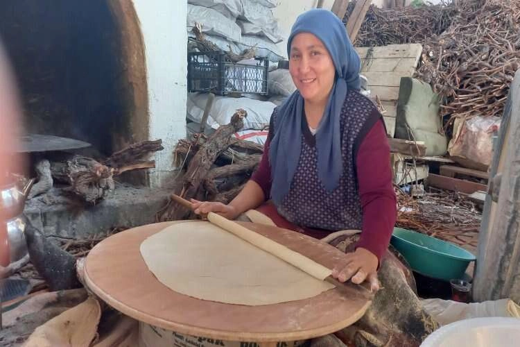 Manisa'da Ramazan için geri sayım: Yufkalar açılmaya başladı haberinin görseli