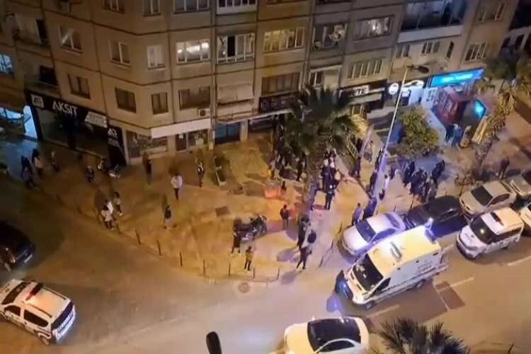 Denizli'de cadde ortasında bıçaklı kavga haberinin görseli