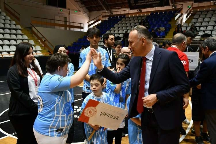 Özel bireyler sporda Balıkesir’in gurur kaynağı oldu haberinin görseli