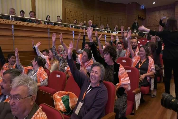 Delegeler arasında ‘8 Mart’ tartışması haberinin görseli