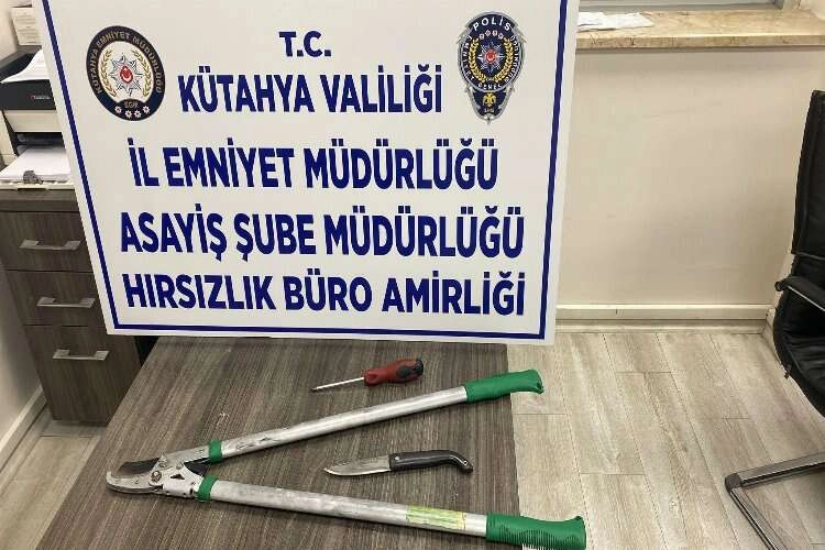 Kütahya'da mart ayında 155 tutuklama haberinin görseli