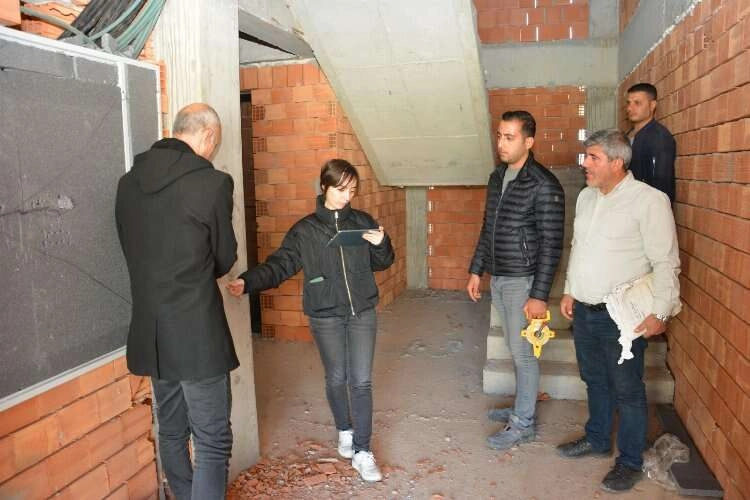 Torbalı'da inşaat denetimleri devam ediyor haberinin görseli