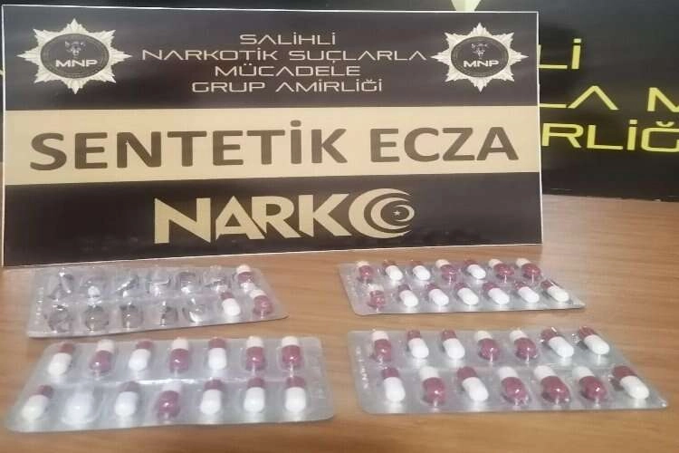 Manisa'da narkotik nöbeti: Polisten kaçamadılar haberinin görseli