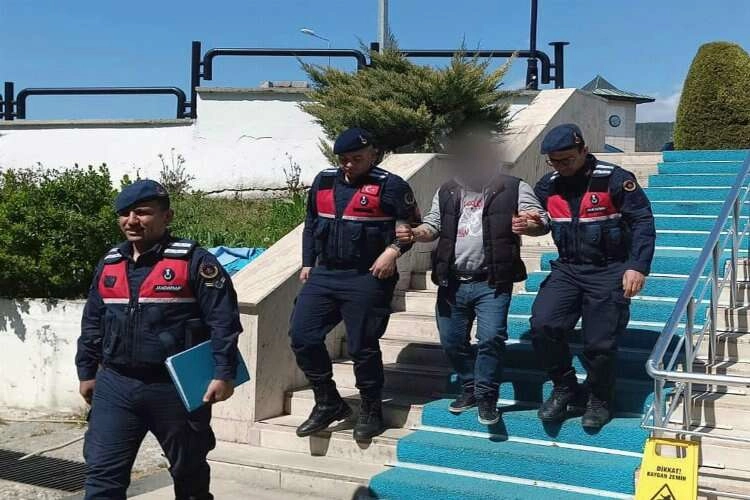 Hırsızlıktan aranan hükümlü yakalandı haberinin görseli