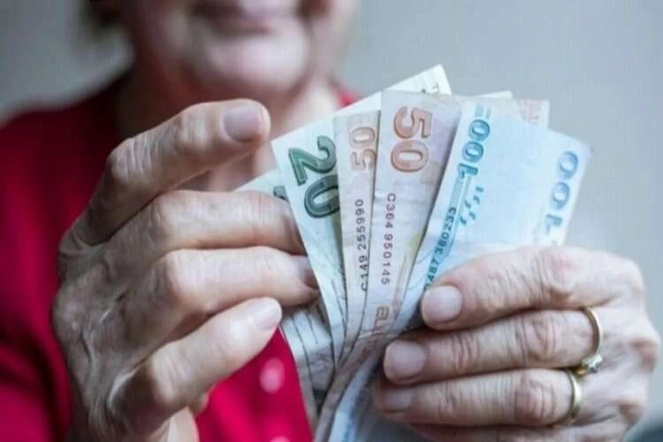 EYT emekli maaşı hesaplama robotu 2023 haberinin görseli