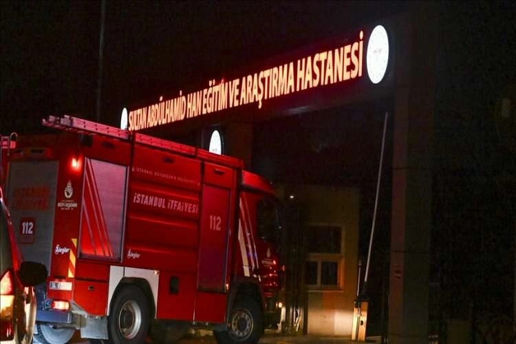 İstanbul'da hastanede yangın: Bir hasta yaşamını yitirdi haberinin görseli