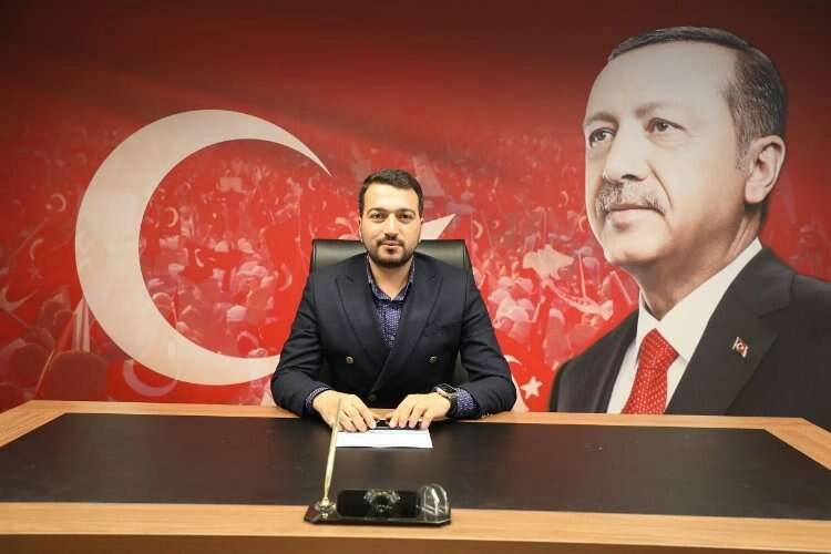 AK Parti İzmir, temayül yoklamasına gidiyor haberinin görseli