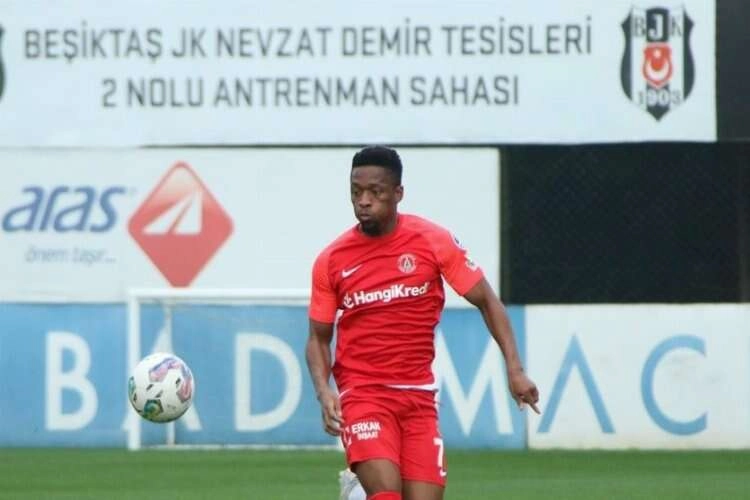 Beşiktaş, Ümraniyespor'a kaybetti haberinin görseli