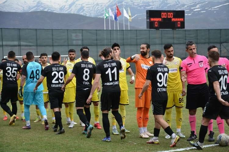 TFF 3. Lig: Muşspor: 1 - Efeler 09 SFK: 1