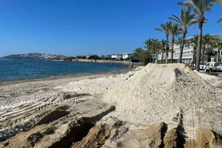 Zabıta ekipleri beyaz kum dökümüne izin vermedi haberinin görseli