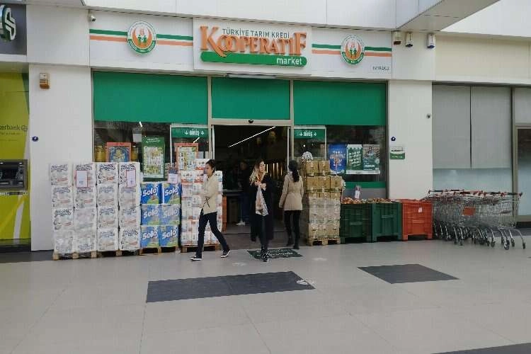 İzmirli vatandaşların eli boş kaldı haberinin görseli