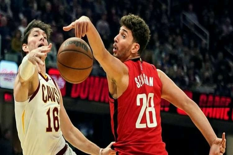 Türk derbisinde kazanan Cedi Osman'lı Caveliers oldu haberinin görseli