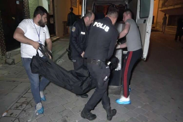 Denizli'de koca dehşeti: Bıçaklayarak öldürdü haberinin görseli