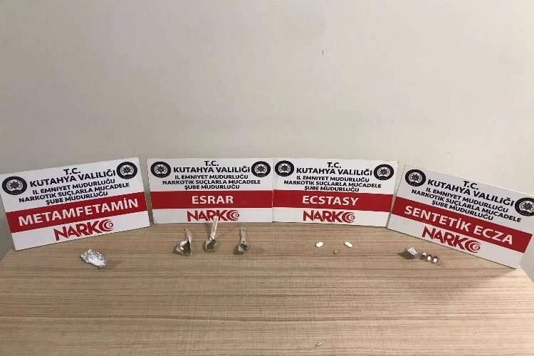 Kütahya'da uyuşturucu operasyonu: 2 tutuklama haberinin görseli
