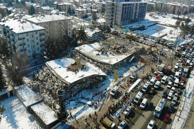 “Farkındalığımız hep saman alevi… Başka bir afet yönetimi mümkün!” haberinin görseli