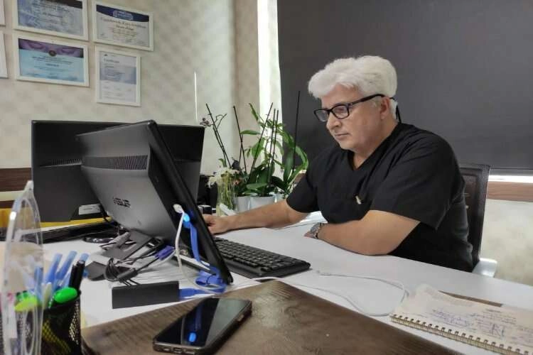 Ameliyatsız ip askı yöntemi gençleştiriyor haberinin görseli