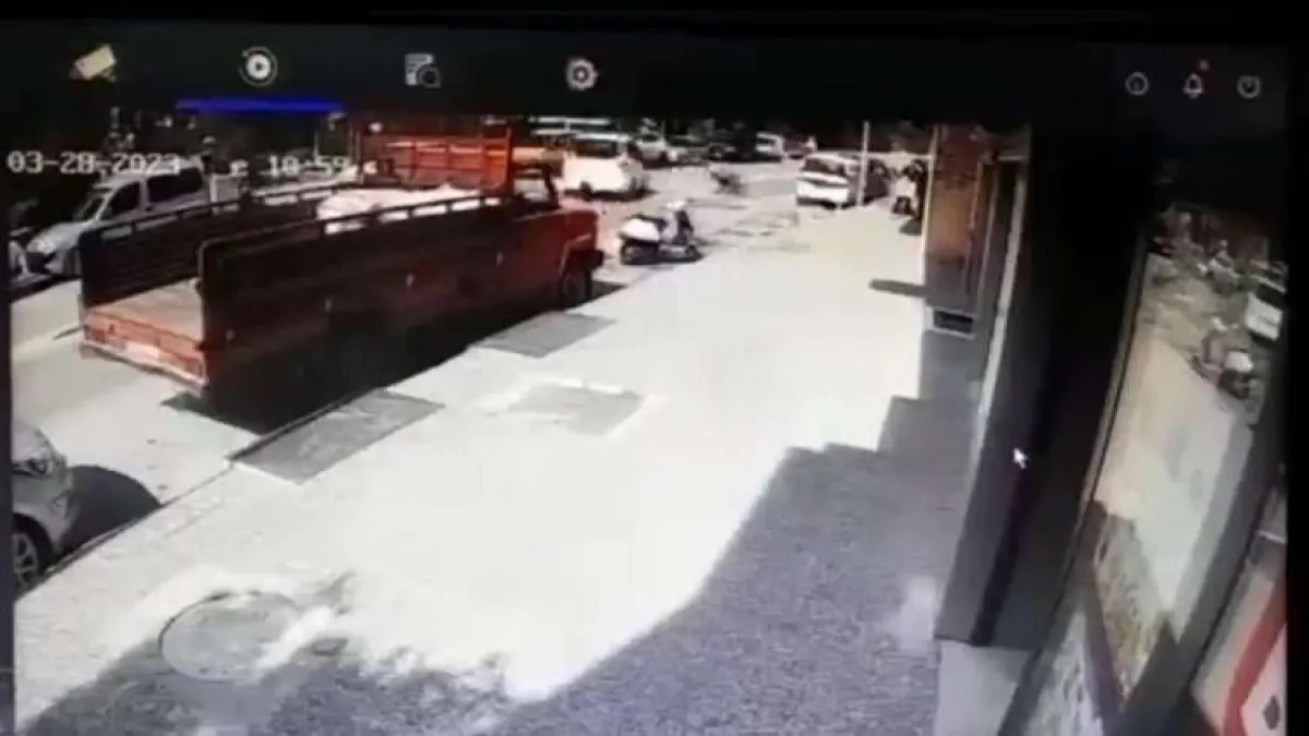Aydın'daki kaza anı güvenlik kamerasına yansıdı haberinin görseli