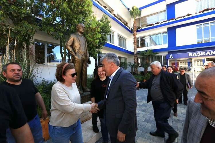 EYT’li çalışanlardan Güzelbahçe'ye veda haberinin görseli