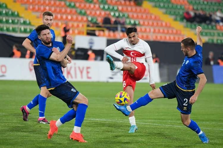 Erdem Gökçe, Kosova maçında görev aldı haberinin görseli