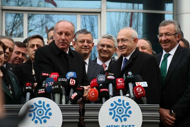 Kılıçdaroğlu, Muharrem İnce ile görüştü haberinin görseli