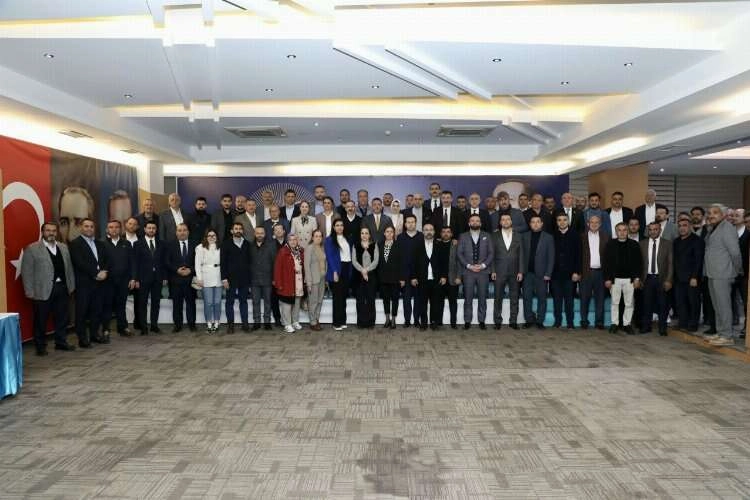 AK Parti İzmir’de SKM zirvesi'nde haberinin görseli