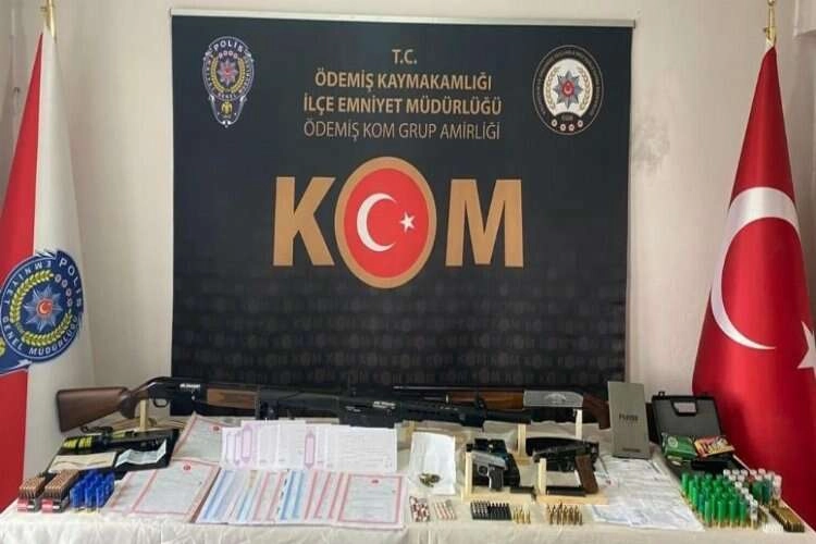 İzmir'de 'Akbaba Operasyonu': 18 şüpheli adliyede