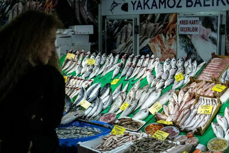 Ramazan ayında balık satışları düştü haberinin görseli