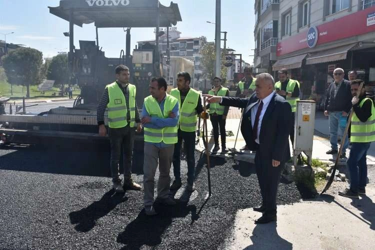 Torbalı Belediyesi'nde asfalt seferberliği yeniden başladı haberinin görseli