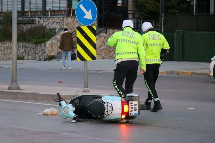İzmir'de korkunç motosiklet kazası haberinin görseli
