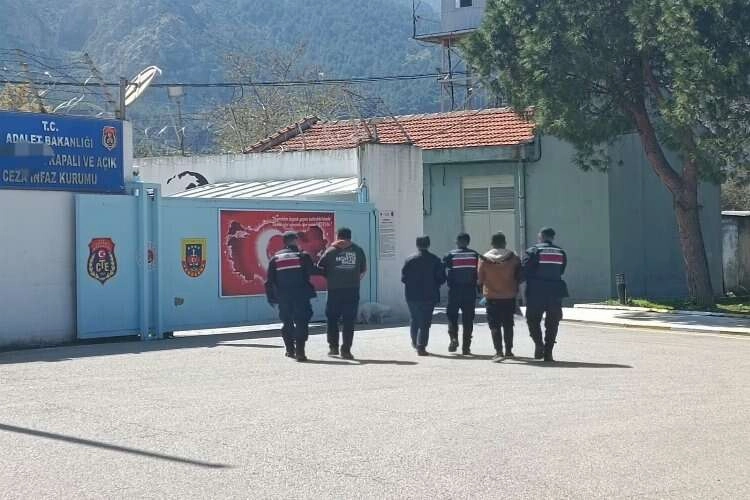 JASAT dedektifleri hükümlülere göz açtırmadı haberinin görseli
