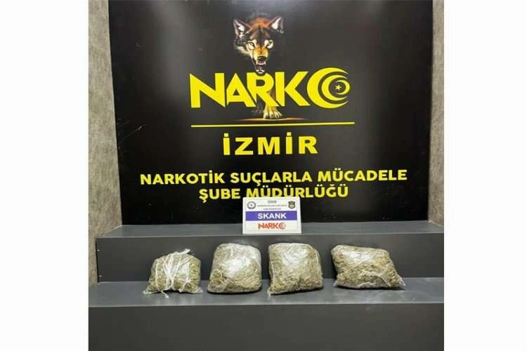 İzmir'de uyuşturucu tacirlerine operasyon haberinin görseli